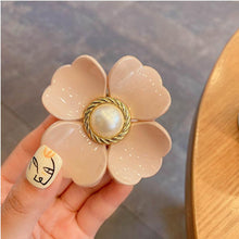 Load image into Gallery viewer, Sweet Flower Shape Hair Clips for Women Girls Hair Claw Chic Barrettes Claw Crab Hairpins Styling Bohemia Hair Jaw Clamps Medium Thick Hair Women