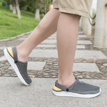 Load image into Gallery viewer, Unisex Fashion Beach Sandals Thick Sole Slipper Waterproof Anti-Slip Sandals Flip Flops Breathable Uppers Quick-Drying Garden Sandals Beach Slippers Slip On Clogs