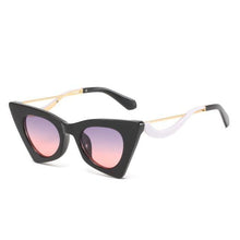 Load image into Gallery viewer, Vintage Square Cat Eye Sunglasses Women Retro Trendy Cat eye Sunglasses Classic Fashionable , Decent Personality & Wind Sunglasses In Retro Box Trending Street Style Sunglasses For Men & Women
