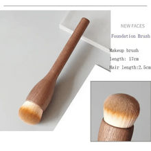 Load image into Gallery viewer, Vintage Style 1Pcs European Wood Handle Makeup Brush High Quality Loose Powder Brush Foundation Brush Super Soft Theatre Makeup