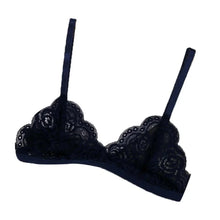 Load image into Gallery viewer, Vintage Style Women's Thin Bra Without Chest Pad Fashionable Sexy Lace Bra Back Buckle Tube Top Women's Underwear Summer Clothes