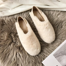 Load image into Gallery viewer, Warm Fur Loafers Women Winter Shoes Indoor Furry Flats Round Toe Fluffy House Warm Wool Slippers Memory Foam Anti-Skid Sole House Shoes Indoor Outdoor Slippers