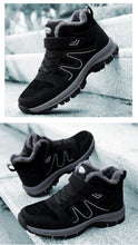 Load image into Gallery viewer, Warm Fur Men's Womens Boots Winter Comfortable Snow Casual Shoes Rubber Ankle Boots Fur Lined Warm Anti-slip Outdoor Work Shoes For Cold Weather Hiking Camping