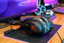 Load image into Gallery viewer, WC FreeZe - Hybrid Cooling Gel Infused Gaming Earpads