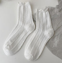Load image into Gallery viewer, White Lace Socks Women Heart Bowknot Cotton Socks Femme Sweet Socks Ankle Socks Dress Socks For Women