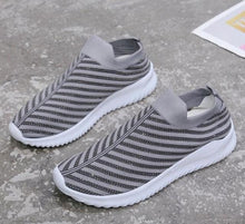 Load image into Gallery viewer, White Womens Crystal Sneakers Spring Autumn Casual Zipper Flat Shoes Non-slip Breathable Outdoor Espadrilles Breathable Mesh Simple Design Slip-On Shoes Women Mesh Casual Espadrilles
