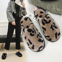 Load image into Gallery viewer, Winter Cotton Slippers Women Leopard Shoes Fashion Fur Slides For Home Comfort Warm Womens Slippers Non-slip Fuzzy House Memory Foam Slippers Furry Fur Lined Bedroom Slippers