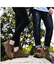 Load image into Gallery viewer, Winter Couple Outdoor Hiking Shoes Winter Warm Men's Shoe Lightweight Non-Slip Sneakers Low Top Walking Shoes For Outdoor Trailing Walking Climbing Running Shoes For Cold Weather