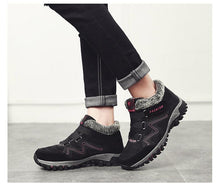Load image into Gallery viewer, Winter Elegant Unisex Boots With Fur Warm Leather Snow Boots Winter Work Casual Shoes High Top Rubber Ankle Boots Leather Platform Fashion Luxury Boots Non-Slip Hiking Boots