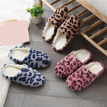 Load image into Gallery viewer, Winter Home Slippers Women Cotton Shoes Soft Plush Indoor Slippers Shoes For Women Men Couple Warm Fur Slippers Cute Comfy Fuzzy Knitted Memory Foam Slip On House Slippers