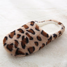 Load image into Gallery viewer, Winter Home Slippers Women Cotton Shoes Soft Plush Indoor Slippers Shoes For Women Men Couple Warm Fur Slippers Cute Comfy Fuzzy Knitted Memory Foam Slip On House Slippers