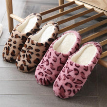 Load image into Gallery viewer, Winter Home Slippers Women Cotton Shoes Soft Plush Indoor Slippers Shoes For Women Men Couple Warm Fur Slippers Cute Comfy Fuzzy Knitted Memory Foam Slip On House Slippers