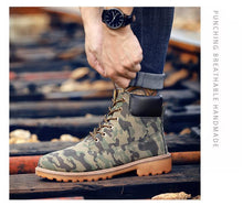 Load image into Gallery viewer, Winter Luxury Shoes Mens Flat Heel Boots Fashion Warm Ankle Boots Outdoor Warm Non Slip Fur Lined Ankle Boots Leather Winter Walking Shoes For Mens