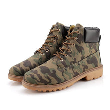 Load image into Gallery viewer, Winter Luxury Shoes Mens Flat Heel Boots Fashion Warm Ankle Boots Outdoor Warm Non Slip Fur Lined Ankle Boots Leather Winter Walking Shoes For Mens