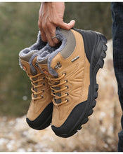Load image into Gallery viewer, Winter Men's Boots Warm Snow Boots High Quality Leather Waterproof Outdoor Men Hiking Boots Waterproof Non-Slip Trail Fur Lined Ankle Boots Leather Winter Shoes