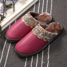 Load image into Gallery viewer, Winter Women Slippers Leather Home House Indoor Non-Slip Thermal Shoes Men Warm Furry Slippers Winter House Slippers Comfy Warm Indoor Outdoor Memory Foam Non Slip Home Bedroom Shoes
