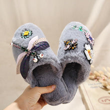 Load image into Gallery viewer, Winter Women Slippers Warm Plush Luxury Flip Flops Fur Slides Flat Lightweight Soft Indoor Slippers Soft Warm Memory Foam Slippers Faux Fur Lined Fluffy Slip On House Shoes