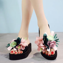 Load image into Gallery viewer, Women Bow Summer Sandals Slipper Indoor Outdoor Flip-flops Beach Shoes New Fashion Casual Flower Slipper High Heeled Bow-Knot Platform Flip Flops Beach Sandals Fashion Summer Slippers