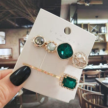 Load image into Gallery viewer, Women Hair Clips Set Jewelry Fashion Green Crystal Hair Accessories Luxury Simulation Pearl Barrette Pin For Girl Gift Ornaments Fashion Hairgrips Accessories For Party