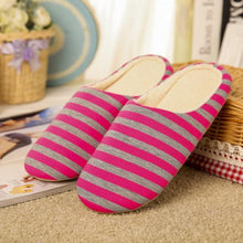 Load image into Gallery viewer, Women Indoor Slippers Warm Plush Home Slipper Autumn Winter Woman House Flat Floor Soft Slipper Silent Slides Plush Fleece Insole Fluffy Slippers For Indoor Home Bedroom