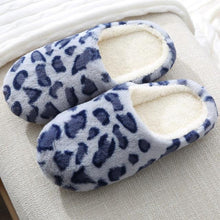 Load image into Gallery viewer, Women Indoor Slippers Warm Plush Home Slipper Autumn Winter Woman House Flat Floor Soft Slipper Silent Slides Plush Fleece Insole Fluffy Slippers For Indoor Home Bedroom