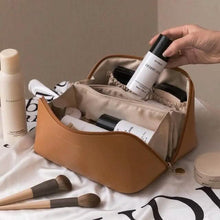 Load image into Gallery viewer, Women Makeup Organizer Toiletry Leather Bag