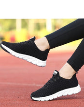 Load image into Gallery viewer, Women Running Sneakers Breathable Women Flat Shoes Lightweight Casual Lace-up Casual Light Sneaker Outdoor Breathable Mesh Fashion Sports Womens Sneakers