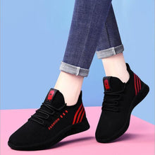 Load image into Gallery viewer, Women's Breathable Non-slip Platform Fashion Autumn New Casual Running Shoes Black Sneakers Lightweight Mesh Tennis Sneaker Fashion Athletic Walking Shoes