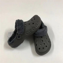 Load image into Gallery viewer, Women Sandals Winter Hole Slippers Outside Shoes For Women Slippers For Home Men's and Women's Classic Lined Clog Warm And Fuzzy Slippers Fur Lined Clogs Winter Garden Shoes Warm House Slippers