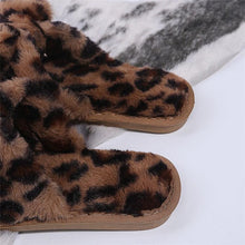 Load image into Gallery viewer, Women Slippers Winter Shoes Home Slippers Faux Fur Slippers Leopard Print Bow Decoration Shoes Faux Fur Slippers Warm Flip Flop House Slippers Open Toe Home Slippers For Girls