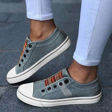 Load image into Gallery viewer, Women Summer Autumn Sneakers Low-Cut Trainers Canvas Flat Sneakers Casual Slip On Canvas Comfortable Walking Flats Shoes For Womens