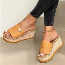 Load image into Gallery viewer, Women Wedge Slippers Platform Flip Flops Soft Comfortable New Casual Outdoor Beach Sandals