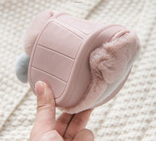 Load image into Gallery viewer, Women Winter Home Slippers Deer Elk Non-slip Soft Warm House Shoes Mens GIrs Indoor Bedroom Couples Floor Footwear Fuzzy House Slippers For Women Durable Furry Bedroom Slipper Lightweight And Non-Slip