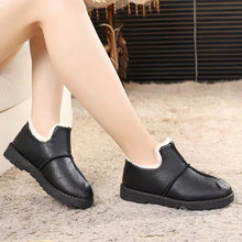Load image into Gallery viewer, Women Winter Warm Luxury Shoes Waterproof Plush Leather Cotton Shoes Daily Home Non-slip Soft Sole Plush Lining Shoes Warm Fur Lined Booties Lace Up Flat Platform Elegant Comfortable Black Shoes