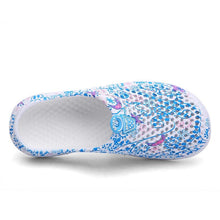 Load image into Gallery viewer, Womens Casual Clogs Breathable Beach Sandals Slippers Summer Slip On Women Flip Flops Home Shoes Breathable Water Shoes Beach Sandals Lightweight Slip-On Clogs