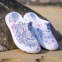Load image into Gallery viewer, Womens Casual Clogs Breathable Beach Sandals Slippers Summer Slip On Women Flip Flops Home Shoes Breathable Water Shoes Beach Sandals Lightweight Slip-On Clogs