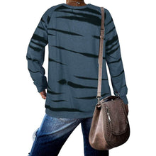 Load image into Gallery viewer, Womens Crewneck Long Sleeve Sweatshirts Striped Casual Tops Printed Loose Pullover Shirts
