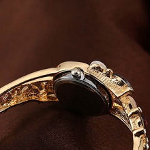 Load image into Gallery viewer, Women's Crystal Bracelet Wrist Watch