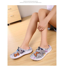 Load image into Gallery viewer, Womens Slip-On Quick Dry Water Clogs Shoes Beach Sandals Lightweight Breathable Bathroom Garden Clogs Shoes Summer Breathable Mesh Sandals Beach Footwear Anti-Slip Slippers Quick Drying Sandals