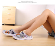 Load image into Gallery viewer, Womens Slip-On Quick Dry Water Clogs Shoes Beach Sandals Lightweight Breathable Bathroom Garden Clogs Shoes Summer Breathable Mesh Sandals Beach Footwear Anti-Slip Slippers Quick Drying Sandals