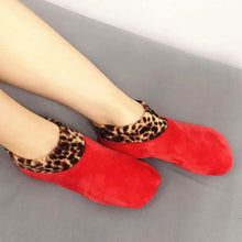 Load image into Gallery viewer, Women's Soft Bottom Plush Floor Slippers Socks