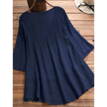Load image into Gallery viewer, Women's V-Neck Floral Lace Top