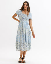 Load image into Gallery viewer, Fresh Bouquet Dress

