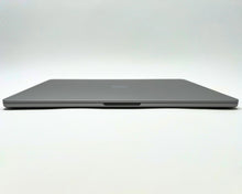 Load image into Gallery viewer, MacBook Air (2024) 15-inch – Apple M3 • 10-Core GPU – 8GB RAM 256GB SSD – 58 Cycles • 100% BH
