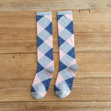 Load image into Gallery viewer, 1 Pair Keep Warm Knee-high Socks for Socks Rhombus Pattern Autumn Winter Cotton College Style Socks Running Climbing Fashion Socks For Men And Women
