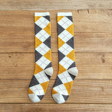 Load image into Gallery viewer, 1 Pair Keep Warm Knee-high Socks for Socks Rhombus Pattern Autumn Winter Cotton College Style Socks Running Climbing Fashion Socks For Men And Women
