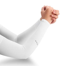 Load image into Gallery viewer, 1 Pair Sport Sun Protection Arm Covers Cooling For Men Women Summer Sunblock Cycling Driving Golf Running Unisex Elbow Cover Outdoor Cycling Running Fishing Driving Cool Anti-UV Arm Sleeves For Workout
