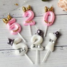 Load image into Gallery viewer, 1 Pcs Number 0-9 Birthday Candle Number One Birthday Gold Number Candles Party Celebration Baby Showers Happy Birthday Cake Candles for Kids Adult Wedding/ Party Crown Candle Cake Decoration Tools

