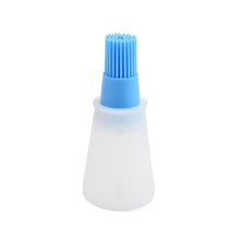 Load image into Gallery viewer, 1 Pcs Portable Silicone Oil Bottle with Brush Grill Oil Brushes Liquid Oil Pastry Kitchen Baking BBQ Tool Kitchen Tools for BBQ Silicone Oil Container with Brush Spray Bottle Oil Dispenser for Kitchen Cooking BBQ
