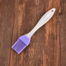 Load image into Gallery viewer, 1 Pcs Portable Silicone Oil Bottle with Brush Grill Oil Brushes Liquid Oil Pastry Kitchen Baking BBQ Tool Kitchen Tools for BBQ Silicone Oil Container with Brush Spray Bottle Oil Dispenser for Kitchen Cooking BBQ
